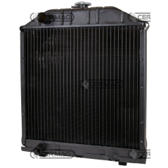 Radiatore in rame per FIAT - NEW HOLLAND Dimensioni LxHxP 555x675x110 mm COMPATIBILE - 12777 | NewgardenAgri.com